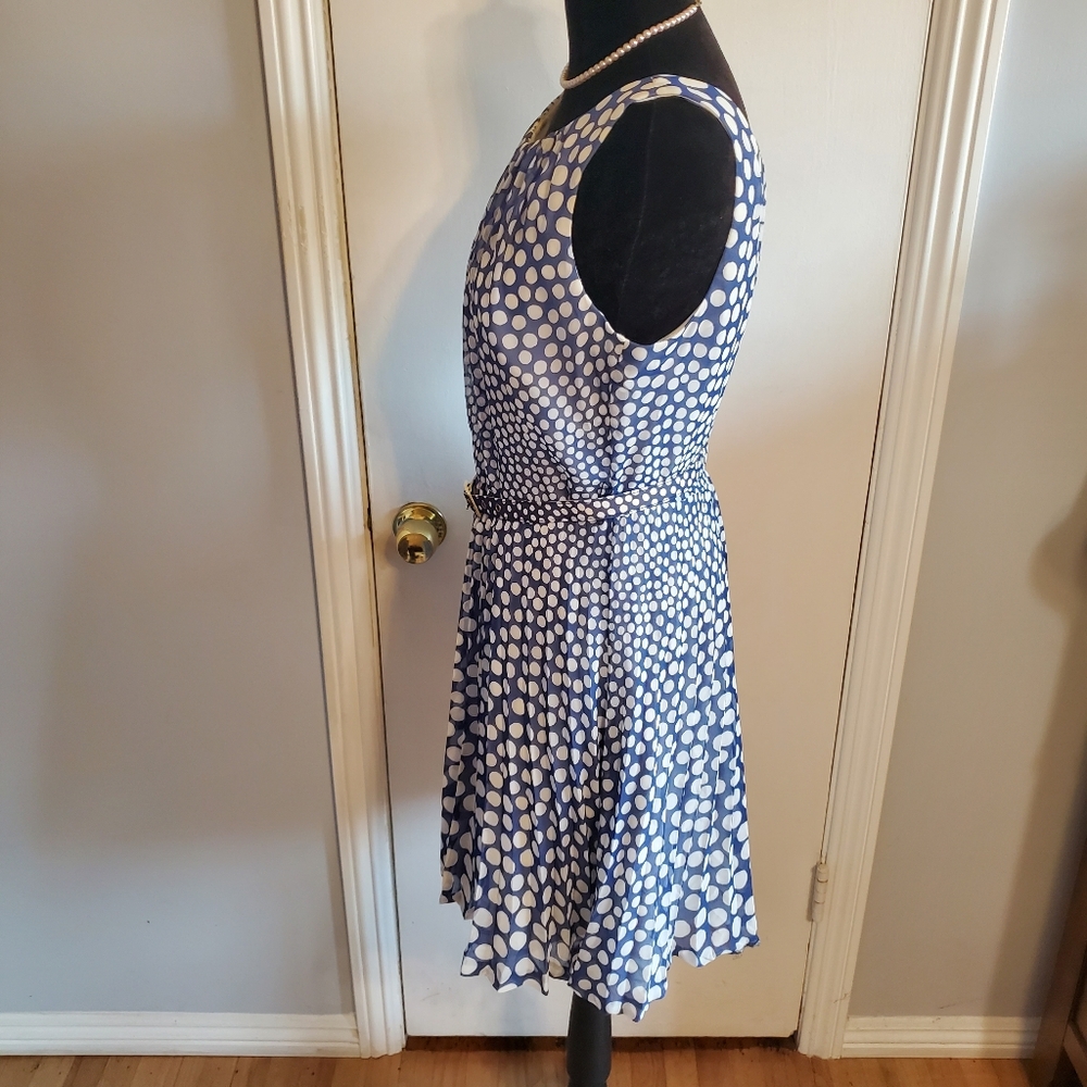 Trina Turk blue and white polka dot Pleated Dress Size 4 ASO Glee Retro Twee - Picture 5 of 13